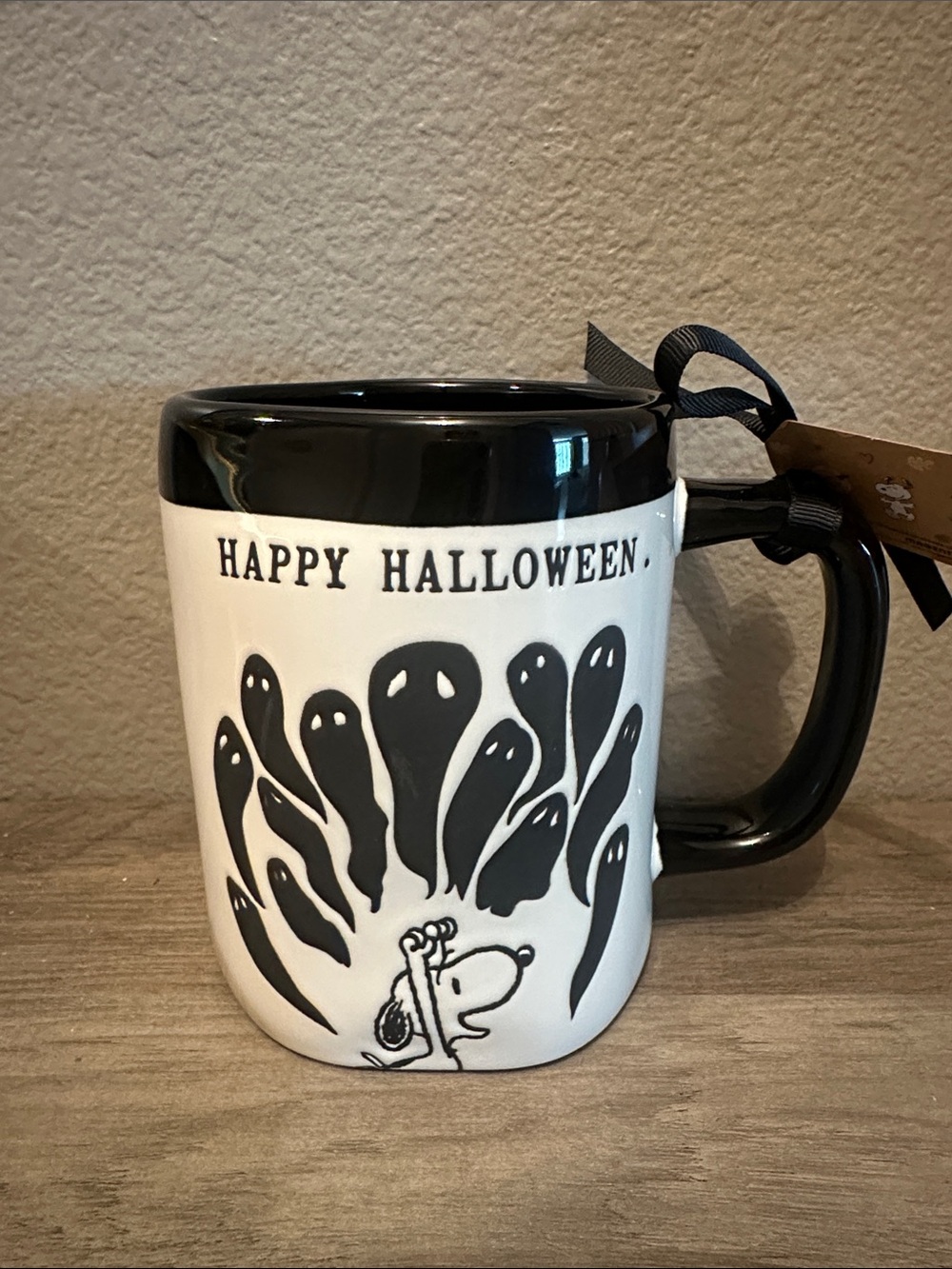 Peanuts/Rae Dunn Happy Halloween Snoopy & Ghost Mug